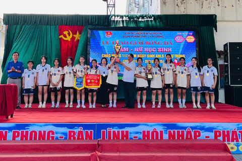 Tuổi trẻ Trường THPT Lý Tự Trọng khắc sâu lý tưởng cách mạng, tiếp lửa truyền thống người anh hùng mang tên trường